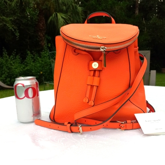 NWOT Kate Spade Leila Medium Flap Backpack ๐ Coral Buds w/Adjustable Strap - Picture 12 of 16